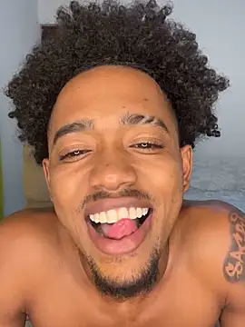 Snapshot of matatanlove chatting on November 7, 5:18 am matatanlove online show from November 7, 5:18 am