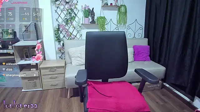 Snapshot of Lunlunera chatting on March 14, 6:21 am Lunlunera online show from March 14, 6:21 am