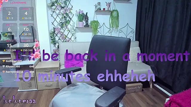 Snapshot of Lunlunera chatting on March 20, 9:48 am Lunlunera online show from March 20, 9:48 am