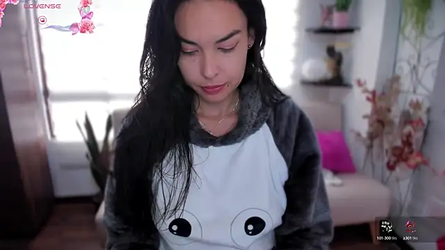 Snapshot of Lunlunera chatting on October 10, 12:04 pm Lunlunera online show from October 10, 12:04 pm