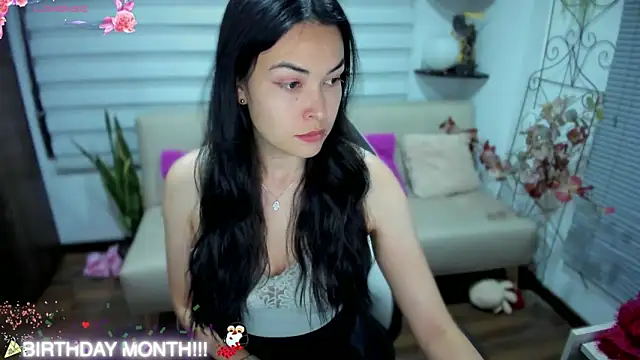 Snapshot of Lunlunera chatting on November 3, 1:29 am Lunlunera online show from November 3, 1:29 am