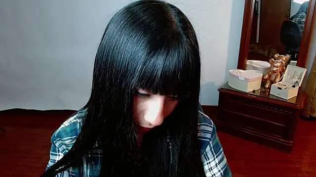 Snapshot of _holy_1 chatting on September 28, 4:18 am holy 1 online show from September 28, 4:18 am