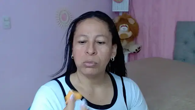 mature martina online show from October 13, 7:47 pm