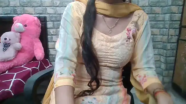 Snapshot of Sexy_iknoor chatting on September 28, 4:40 am Sexy iknoor online show from September 28, 4:40 am