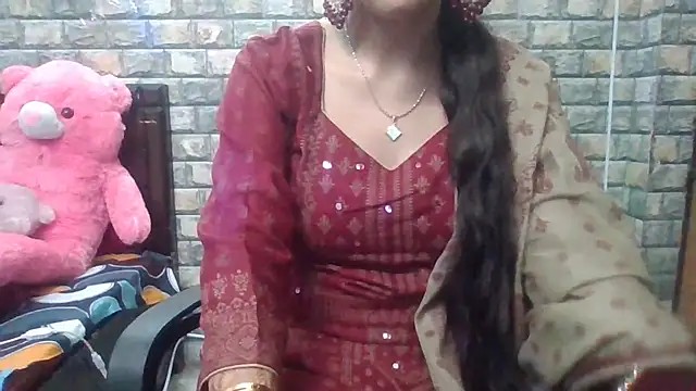 Snapshot of Sexy_iknoor chatting on October 10, 4:00 am Sexy iknoor online show from October 10, 4:00 am