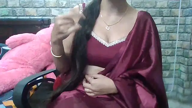 Snapshot of Sexy_iknoor chatting on November 20, 4:34 am Sexy iknoor online show from November 20, 4:34 am