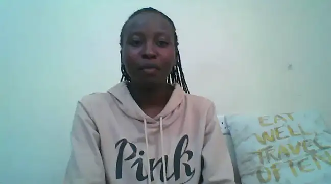 Snapshot of trishashaz chatting on January 13, 12:24 pm trishashaz online show from January 13, 12:24 pm