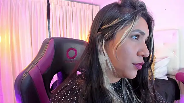 Snapshot of BonnieBad01 chatting on February 10, 6:56 pm BonnieBad01 online show from February 10, 6:56 pm