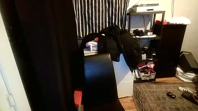 Bebemickey75 online show from February 20, 9:09 pm