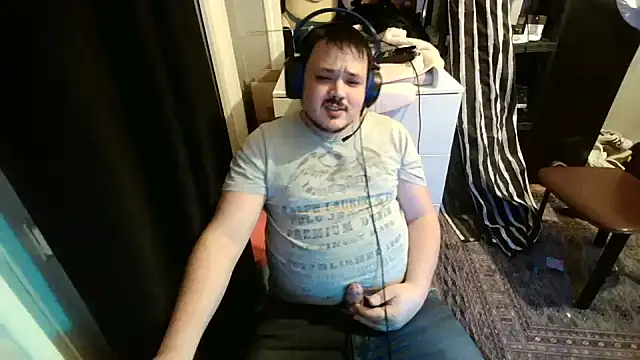 Bebemickey75 online show from February 26, 8:33 pm