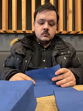 Bebemickey75 online show from March 11, 9:34 am