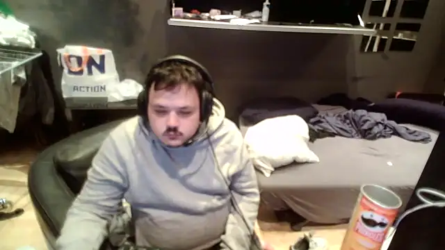 Bebemickey75 online show from September 18, 11:07 pm