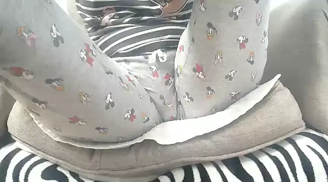 Snapshot of Web_Lady chatting on February 10, 7:26 am Web Lady online show from February 10, 7:26 am