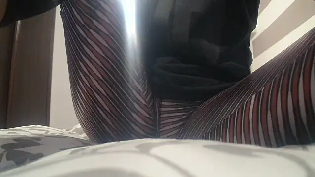 Snapshot of Web_Lady chatting on October 12, 11:31 am Web Lady online show from October 12, 11:31 am