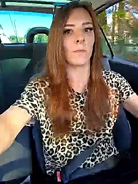 Ladykimberly XOXO online show from September 18, 2:30 pm