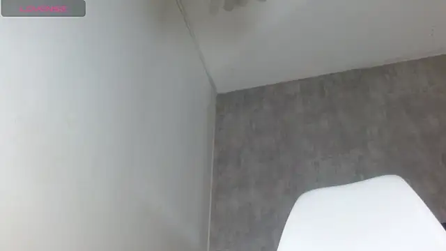 wendy rivera  online show from February 10, 11:46 am