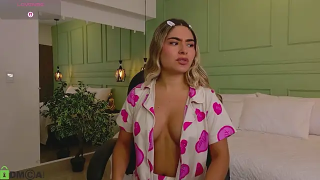 kataliina   online show from March 19, 11:47 am