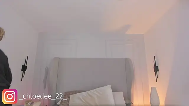 chloe d online show from January 10, 12:07 pm