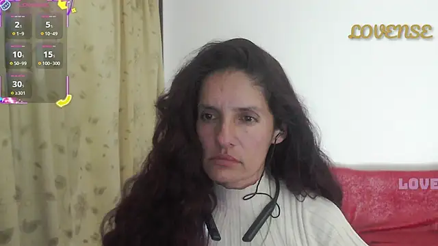 Snapshot of catalina_duran1 chatting on November 7, 5:07 am catalina duran1 online show from November 7, 5:07 am