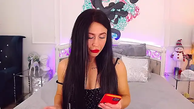 Snapshot of CrissyTaylor chatting on December 22, 3:44 am CrissyTaylor online show from December 22, 3:44 am