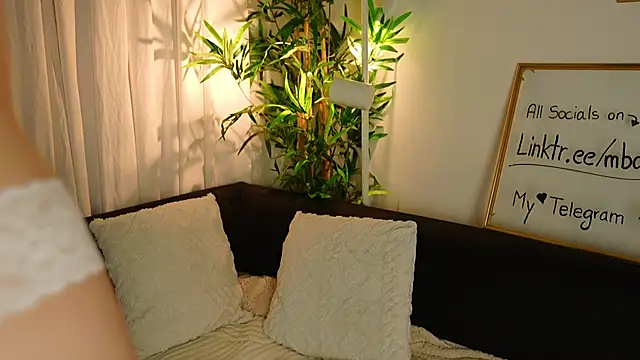 Snapshot of mbcaanna chatting on January 31, 11:13 pm mbcaanna online show from January 31, 11:13 pm