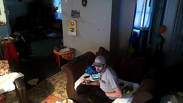 Snapshot of Bi_curious86 chatting on November 12, 3:12 pm Bi curious86 online show from November 12, 3:12 pm