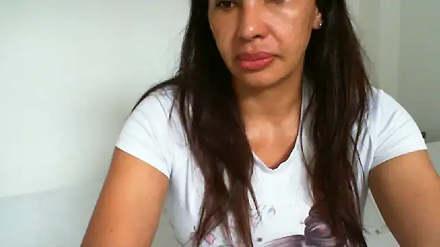 Snapshot of salome__milf chatting on February 15, 9:26 pm salome milf online show from February 15, 9:26 pm