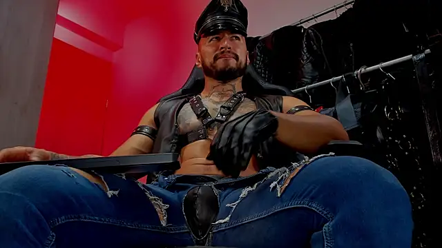 billyMayer  online show from February 5, 11:50 pm