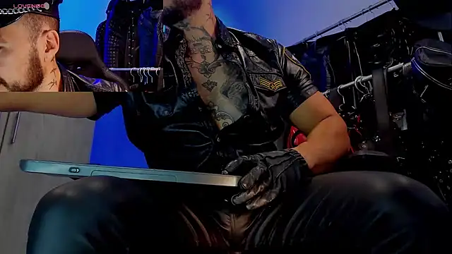 billyMayer  online show from March 17, 6:11 pm