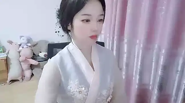 wwcc123 online show from March 11, 8:52 am