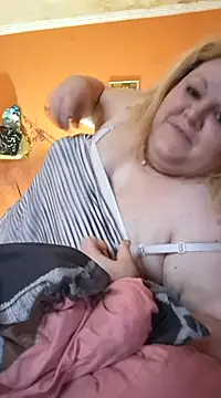 ducicsajsziii online show from December 3, 9:33 am