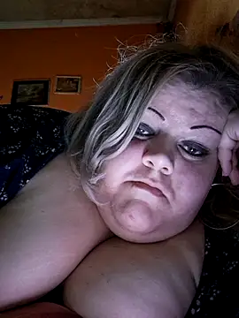 ducicsajsziii online show from March 11, 9:43 pm