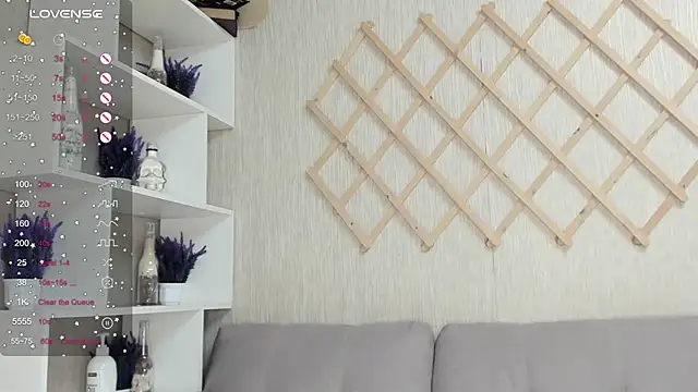 Snapshot of AutoBaby chatting on November 23, 10:59 am AutoBaby online show from November 23, 10:59 am