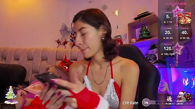 Gorgeous Team online show from December 10, 8:05 pm