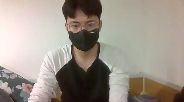 Gwencloudy online show from January 9, 3:55 pm