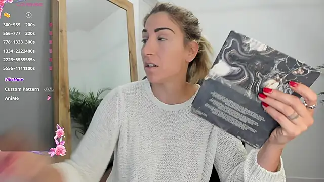 sofiah  online show from February 19, 6:33 am