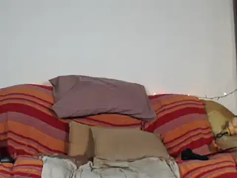 Snapshot of Karendolly__8 chatting on December 26, 2:33 am Karendolly 8 online show from December 26, 2:33 am