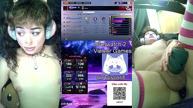 Snapshot of Solumi chatting on November 28, 8:44 pm Solumi online show from November 28, 8:44 pm