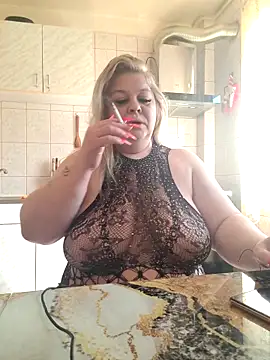 AriannaMilf online show from March 15, 11:27 am