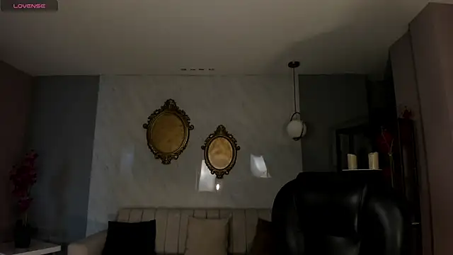 Snapshot of AlessiaCorleone_ chatting on September 25, 5:16 pm AlessiaCorleone online show from September 25, 5:16 pm