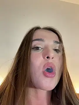 MeIisaLove online show from December 30, 4:53 am