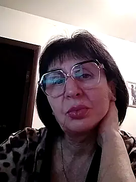 Snapshot of AlbinaXPretty chatting on January 16, 7:10 pm AlbinaXPretty online show from January 16, 7:10 pm