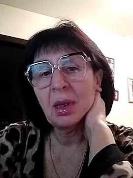 Snapshot of AlbinaXPretty chatting on January 20, 3:07 pm AlbinaXPretty online show from January 20, 3:07 pm