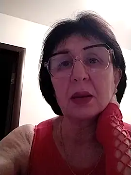 Snapshot of AlbinaXPretty chatting on February 22, 7:25 pm AlbinaXPretty online show from February 22, 7:25 pm