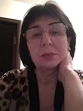 Snapshot of AlbinaXPretty chatting on March 16, 9:26 pm AlbinaXPretty online show from March 16, 9:26 pm