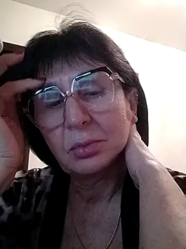 Snapshot of AlbinaXPretty chatting on March 19, 8:11 pm AlbinaXPretty online show from March 19, 8:11 pm