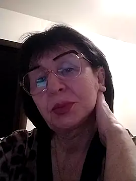 Snapshot of AlbinaXPretty chatting on March 20, 9:02 pm AlbinaXPretty online show from March 20, 9:02 pm