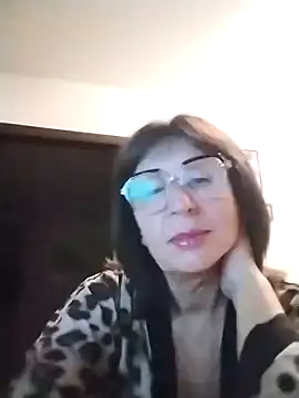 Snapshot of AlbinaXPretty chatting on September 12, 8:20 pm AlbinaXPretty online show from September 12, 8:20 pm