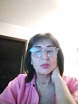 Snapshot of AlbinaXPretty chatting on September 20, 7:15 pm AlbinaXPretty online show from September 20, 7:15 pm