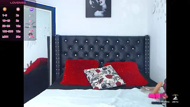 RosseRamiirez online show from December 18, 8:15 pm